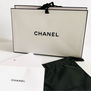 CHANEL Gift Box Set w Card Envelope Drawstring Pouch White Origami Authentic